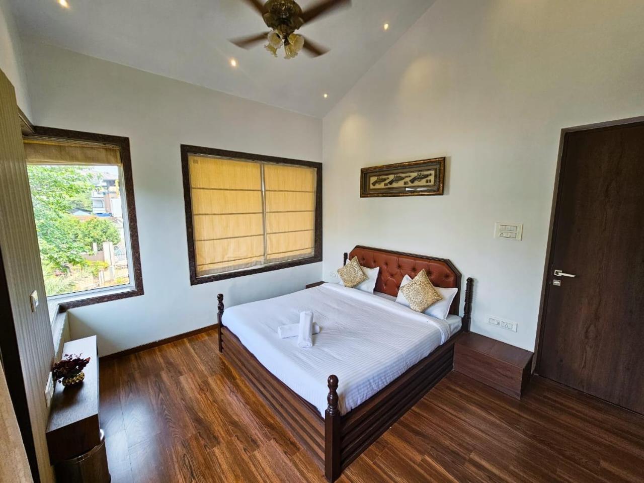Premium Chalet Lonavala Exterior photo