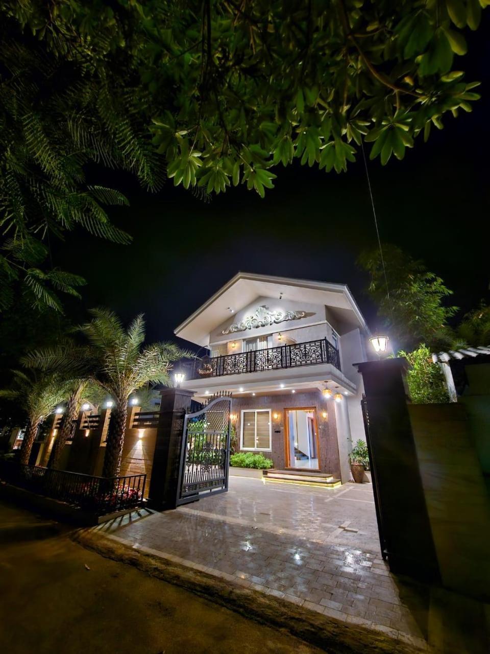 Premium Chalet Lonavala Exterior photo