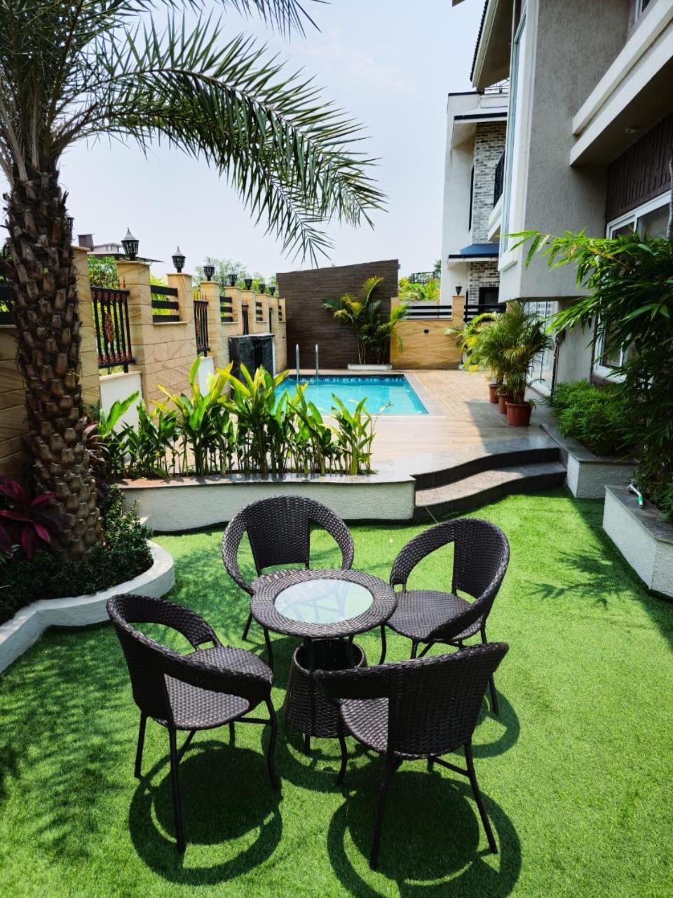 Premium Chalet Lonavala Exterior photo