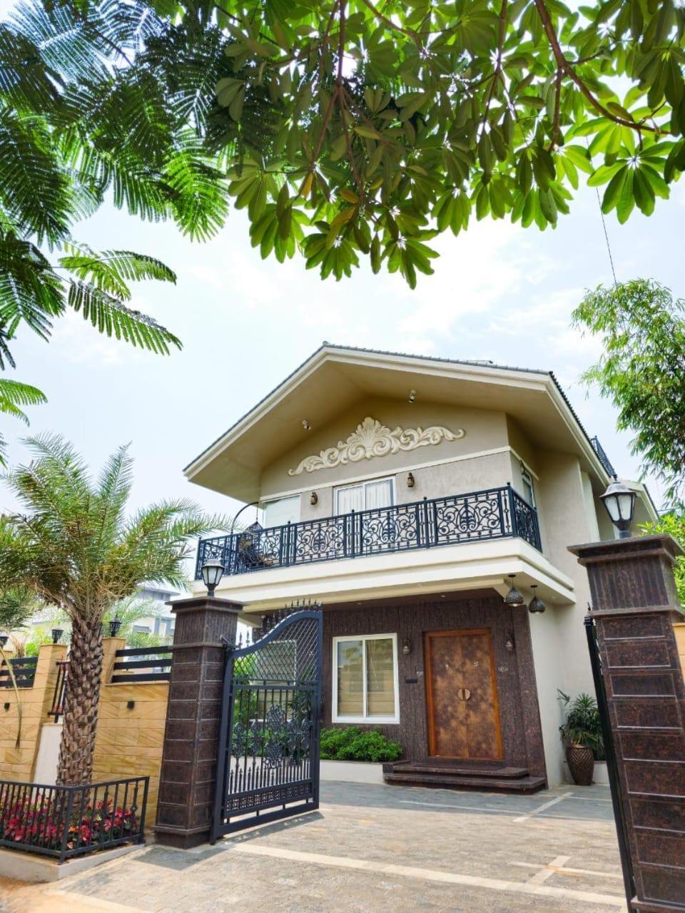 Premium Chalet Lonavala Exterior photo